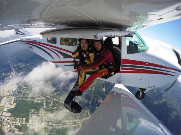 Skydiving planes
